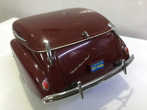 FRANKLIN MINT 1/24 1939 FORD CONVERTIBLE WITH TRAILER BROWN (BUY)