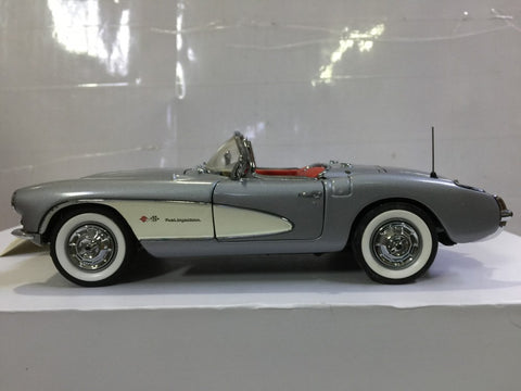 FRANKLIN MINT 1/24 1957 CORVETTE FIBERGLASS EDITION SILVER (BUY)