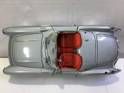 FRANKLIN MINT 1/24 1957 CORVETTE FIBERGLASS EDITION SILVER (BUY)