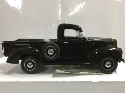 FRANKLIN MINT 1/24 1940 FORD PICK UP TRUCK (KWA)