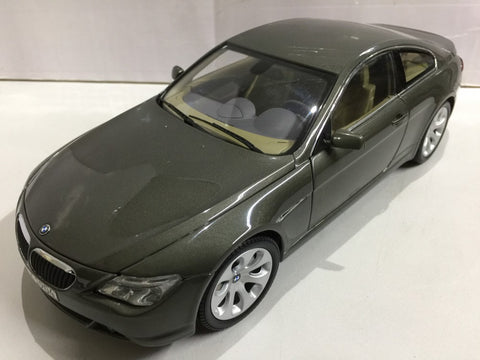 KYOSHO 1/18 BMW M6 COUPE GREEN (80430153283) (PIU170)