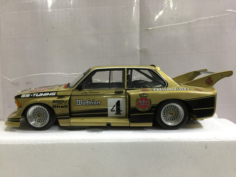 MINICHAMPS 1/18 BMW 320i Warsteiner Jorg Obermoser DRM 1977 #4 (04244) (PIU250)