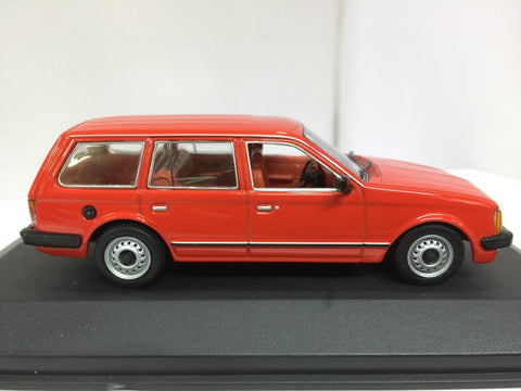 MINICHAMPS 1/43 OPEL KADETT CARAVAN 1979 RED (400 044110) (06604) (PIU50)