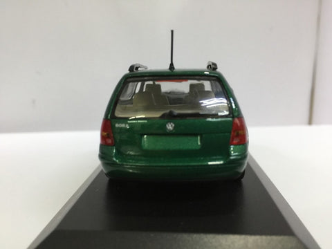 MINICHAMPS 1/43 VW BORA VARIANT GREEN METALLIC (430 058211) (03369) (PIU50)