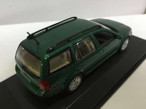 MINICHAMPS 1/43 VW BORA VARIANT GREEN METALLIC (430 058211) (03369) (PIU50)