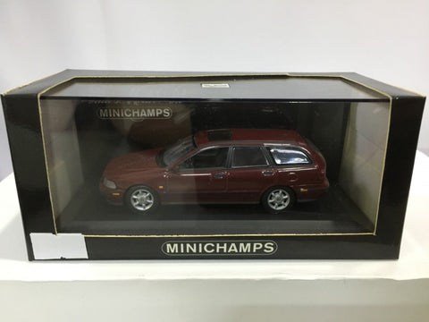 MINICHAMPS 1/43 VOLVO V40 BREAK 1996 RED METALLIC (430 171512) (02037) (PIU50)
