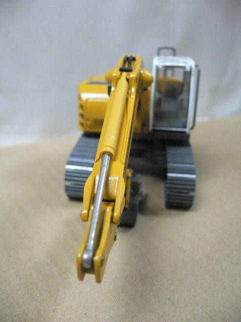 CONRAD 1/50 LIEBHERR R924 COMPACT HYDRAULIC EXCAVATOR 2922/0 (BUY)