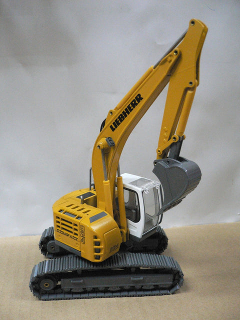 CONRAD 1/50 LIEBHERR R924 COMPACT HYDRAULIC EXCAVATOR 2922/0 (BUY)