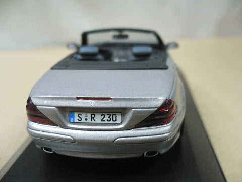 MINICHAMPS 1/43 MERCEDES-BENZ SL CLASS CABNOLET 2003 DARK SILVER METALLIC (400 031034) (05450) (PIU129)