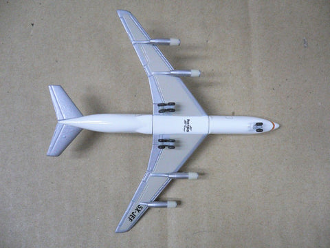 HERPA WINGS 1/500 DAS AIR CARGO BOEING 707-338C 5X-JEF (511759) (PA0)