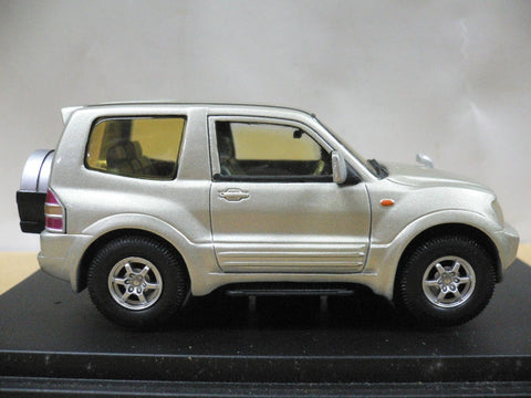 M4 MTECH 1/43 MITSUBISHI PAJERO MA-03-A (46830) (PIU120)