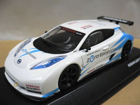 KYOSHO JCOLLECTION 1/43 NISSAN LEAF NISMO RC WHITE BLUE (PIU/P68-100)