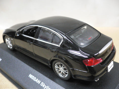 JCOLLECTION 1/43 NISSAN SKYLINE SEDAN 2006 SUPER BLACK (PIU50)