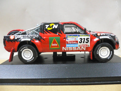 JCOLLECTION 1/43 NISSAN NAVARA PICK UP PARIS DAKAR 2005 RED #315 (MNP210) (01001) (PIU75)
