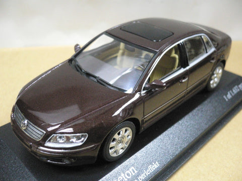 MINICHAMPS 1/43 VW PHAETON 2002 AUBERGINE METALLIC (400 051001) (04390) (PIU150)