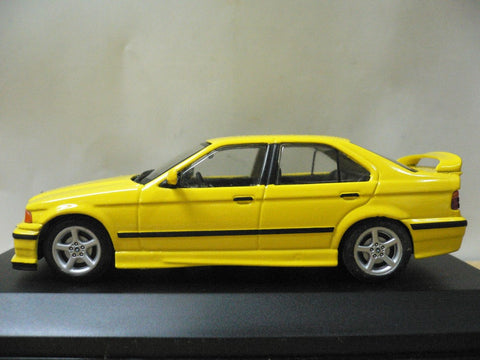 MINICHAMPS 1/43 BMW 318is 1994 YELLOW (430 024300) (01634) (WKG)