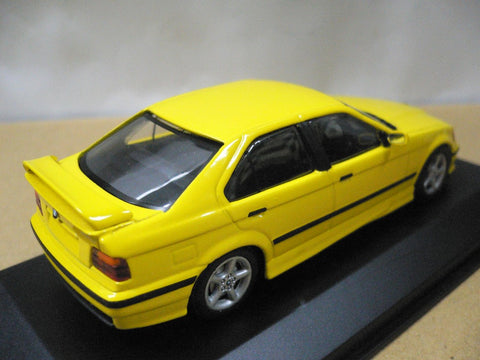 MINICHAMPS 1/43 BMW 318is 1994 YELLOW (430 024300) (01634) (WKG)