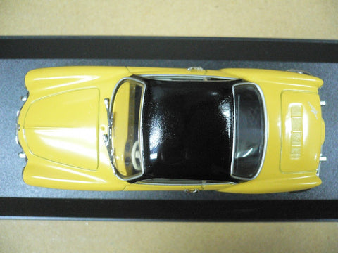 MINICHAMPS 1/43 KARMANN GHIA COUPE 1955-1959 YELLOW BLACK (MIN 005004) (00141) (WKG)