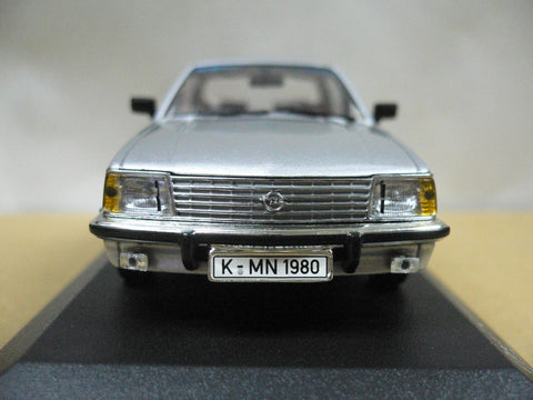 MINICHAMPS 1/43 OPEL SENATOR 1980 SILVER (400 045101) (06729) (PIU103)