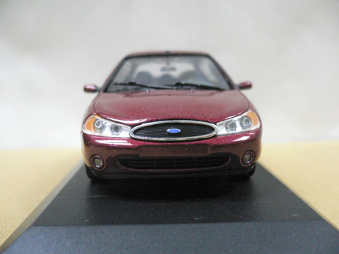 MINICHAMPS 1/43 FORD MONDEO 4 DOOR SALOON 1997 RED (430 086301) (02582) (PIU100)