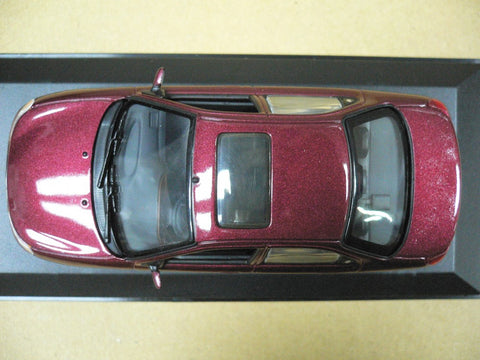MINICHAMPS 1/43 FORD MONDEO 4 DOOR SALOON 1997 RED (430 086301) (02582) (PIU100)