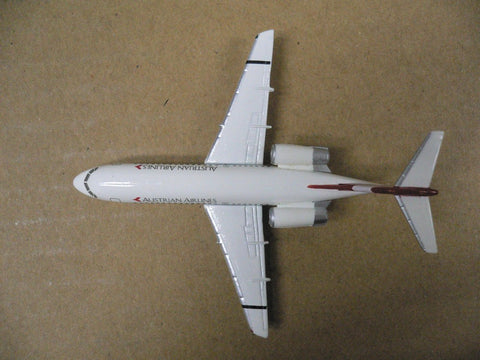 HERPA WINGS 1/500 AUSTRIAN AIRLINES FOKKER 70 OE-LFO (509268) (PA0)