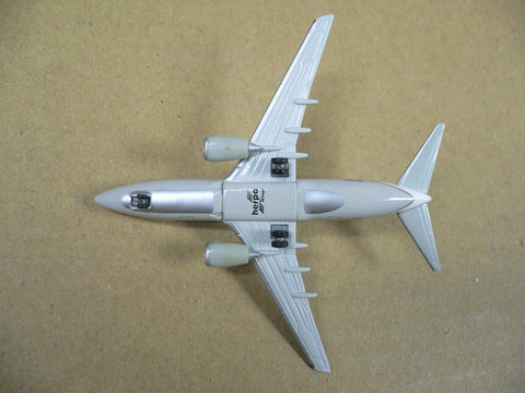 HERPA WINGS 1/500 CONTINENTAL AIRLINES BOEING 737-700 N24702 (512466) (PA0)