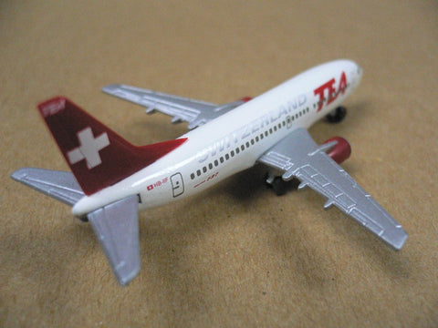 HERPA WINGS 1/500 TEA SWITZERLAND BOEING 737-300 HB-IIF (500456) (PA0)