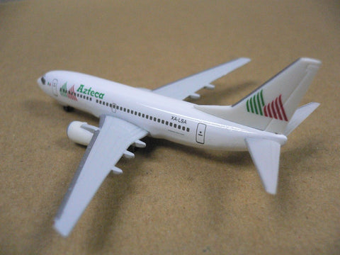 HERPA WINGS 1/500 AZTECA BOEING 737-700 XA-LSA (512909) (PA0)
