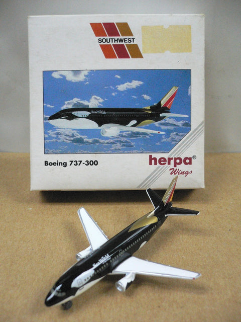 HERPA WINGS 1/500 SOUTHWEST BOEING 737-300 (500357) (WKG)