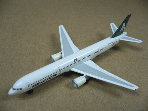 HERPA WINGS 1/500 MEXICANA BOEING 757-200 N763MX (503778)
