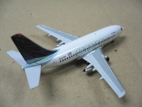 GEMINI JETS 1/400 DELTA EXPRESS BOEING 737-200 N323DL (GJDAL196) (70196) (PIU30)