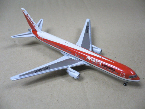 GEMINI JETS 1/400 AVIANCA COLOMBIA BOEING 767-300 N984AN (GJAVA163) (70163) (PA0)
