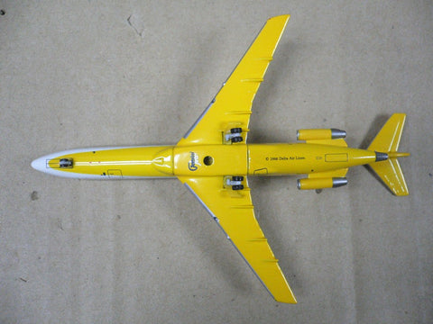 GEMINI JETS 1/400 NORTHEAST AIRLINES BOEING 727-200 N1645 (GJNEA1413) (70141) (PA0)