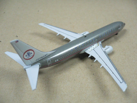 GEMINI JETS 1/400 AMERICAN AIRLINES BOEING 737-800 N951AA (GJAAL123) (70123) (PIU10)