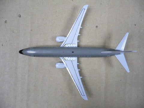 GEMINI JETS 1/400 AMERICAN AIRLINES BOEING 737-800 N951AA (GJAAL123) (70123) (PIU10)