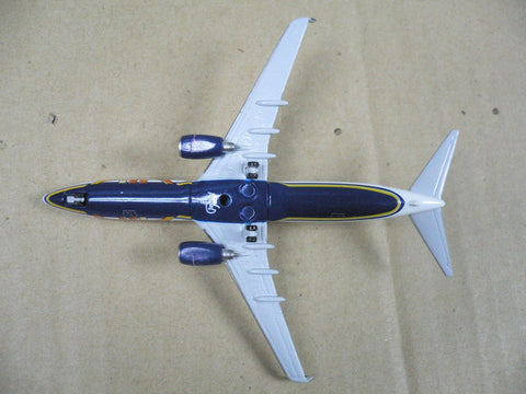 GEMINI JETS 1/400 ATA BOEING 737-800 N301TZ (GJATA250) (70250) (PIU10)