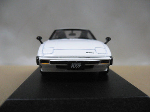 KYOSHO 1/43 MAZDA SAVANNA RX-7 SA22C (03281W) (24857) (PIU/P64-60)