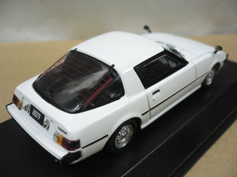 KYOSHO 1/43 MAZDA SAVANNA RX-7 SA22C (03281W) (24857) (PIU/P64-60)