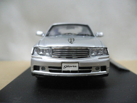 M4 MTECH 1/43 NISSAN GLORIA SILVER (M4-11-C) (47830) (PIU)