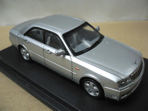 M4 MTECH 1/43 NISSAN GLORIA SILVER (M4-11-C) (47830) (PIU)