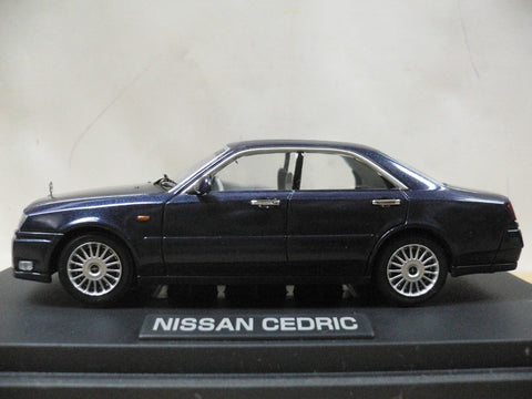 M4 MTECH 1/43 NISSAN CEDRIC BLUE (M4-11-B) (47700) (PIU)