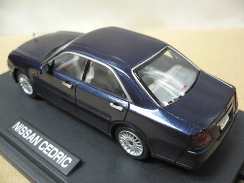 M4 MTECH 1/43 NISSAN CEDRIC BLUE (M4-11-B) (47700) (PIU)