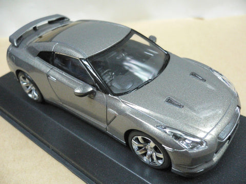 KYOSHO 1/43 NISSAN SKYLINE GT-R R35 2008 TITANIUM GRAY (03741TG) (11198) (PIU97)