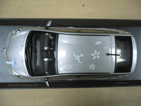 KYOSHO 1/43 TOYOTA PLUG-IN HV SILVER (03783A) (14635) (PIU50)