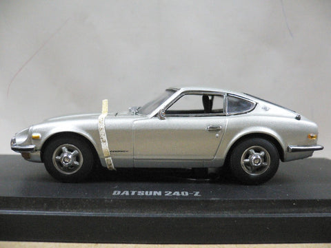 KYOSHO 1/43 NISSAN DATSUN 240Z SILVER (03164S) (02870) (PIU)