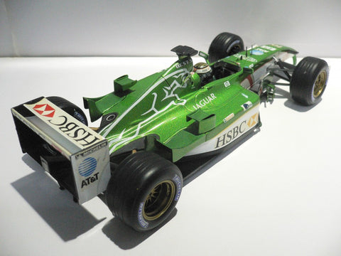 HOTWHEELS 1/18 JAGUAR R3 EDDIE IRVINE 2002 #16 (BUY)