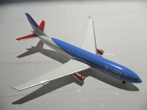 HERPA 1/500 bmi BRITISH MIDLAND AIRBUS A330-200 (508490) (PIU10)
