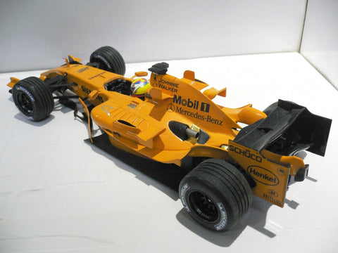 MINICHAMPS 1/18 MCLAREN MERCEDES MP4-21 Juan Pablo Montoya 2006 #4 (BUY)