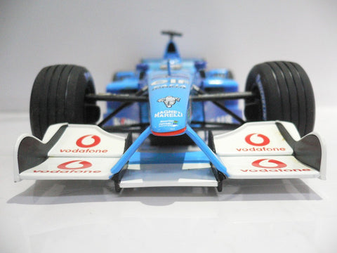 MINICHAMPS 1/18 BENETTON RENAULT B201 2001 #7 (BUY)